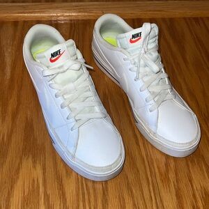 EUC White Nike legacy next